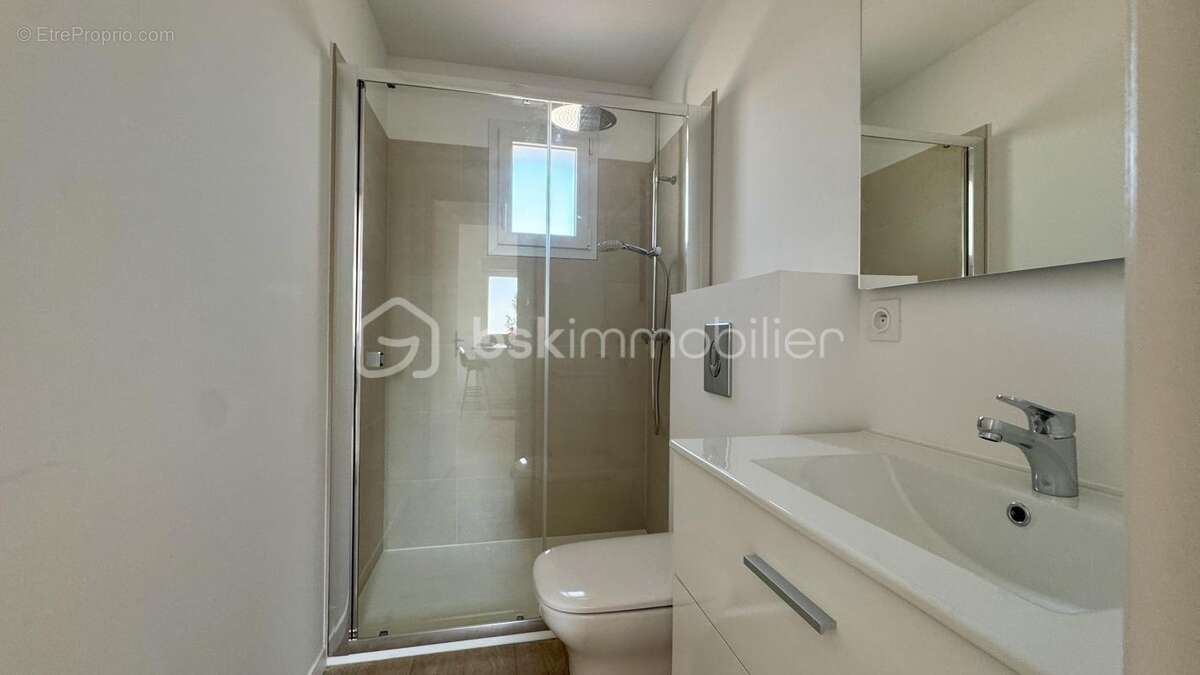 Appartement à ROGNAC