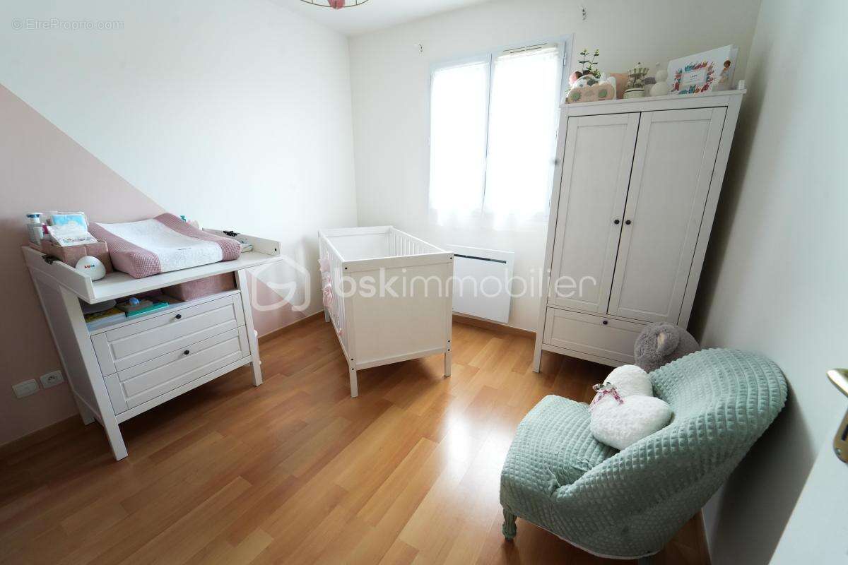 Maison à SAINT-PIERRE-DU-PERRAY