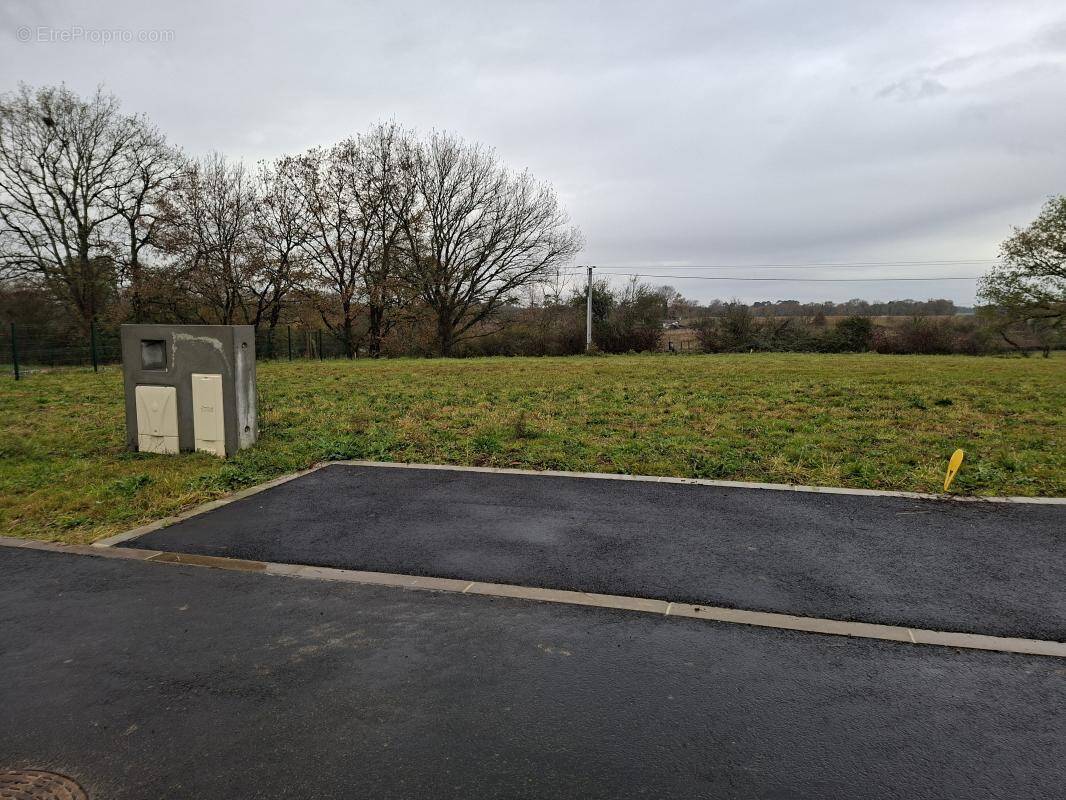 Terrain à CASTANDET