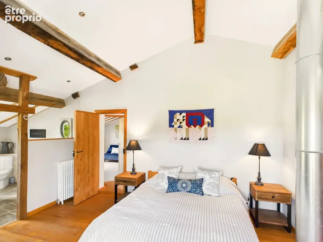 Superbe Ferme Restaurée avec Logements Flexibles, Piscine et Dépendances - photo 10