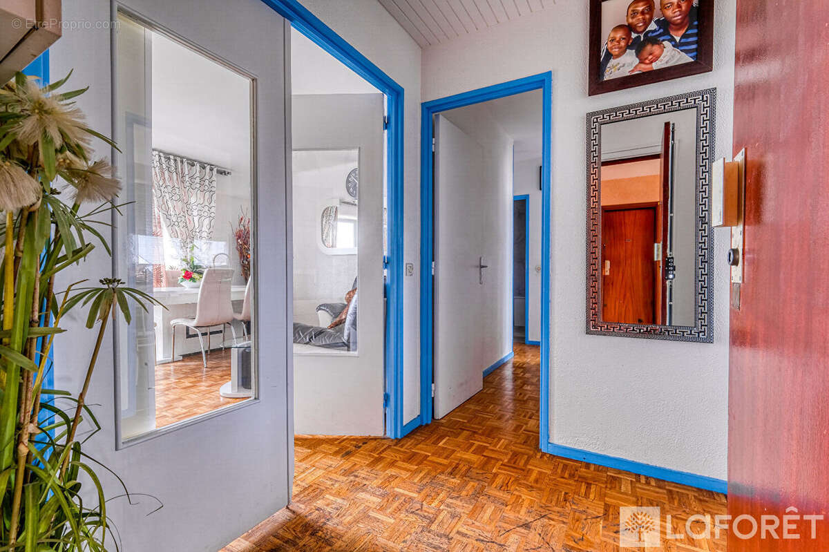 Appartement à LIVRY-GARGAN