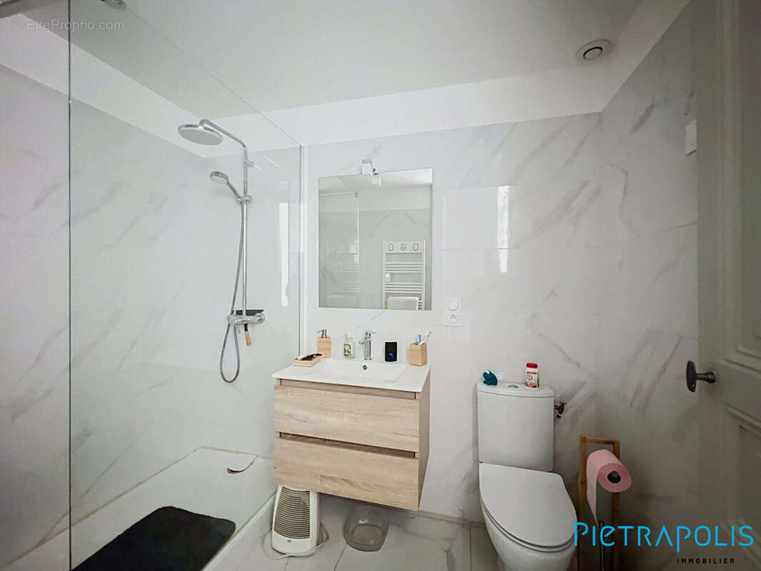 Appartement 105 m² à Sete  - photo 8