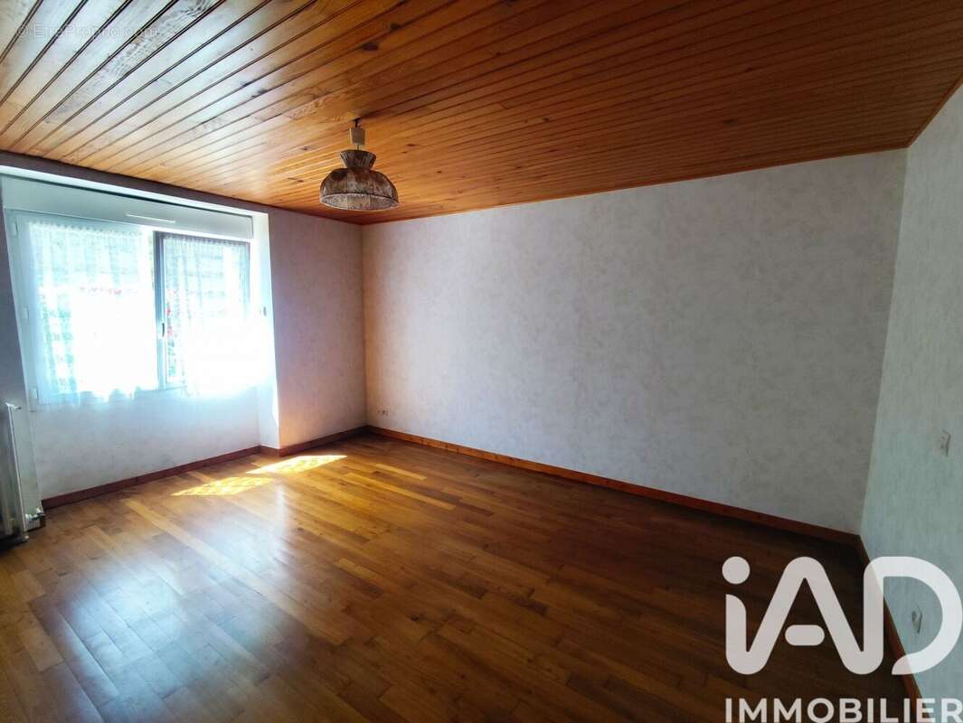 Photo 5 - Maison à BAINS-SUR-OUST