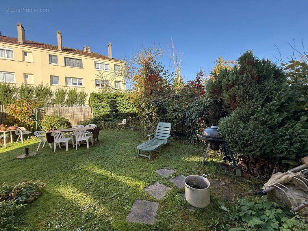 Maison à VILLEPREUX