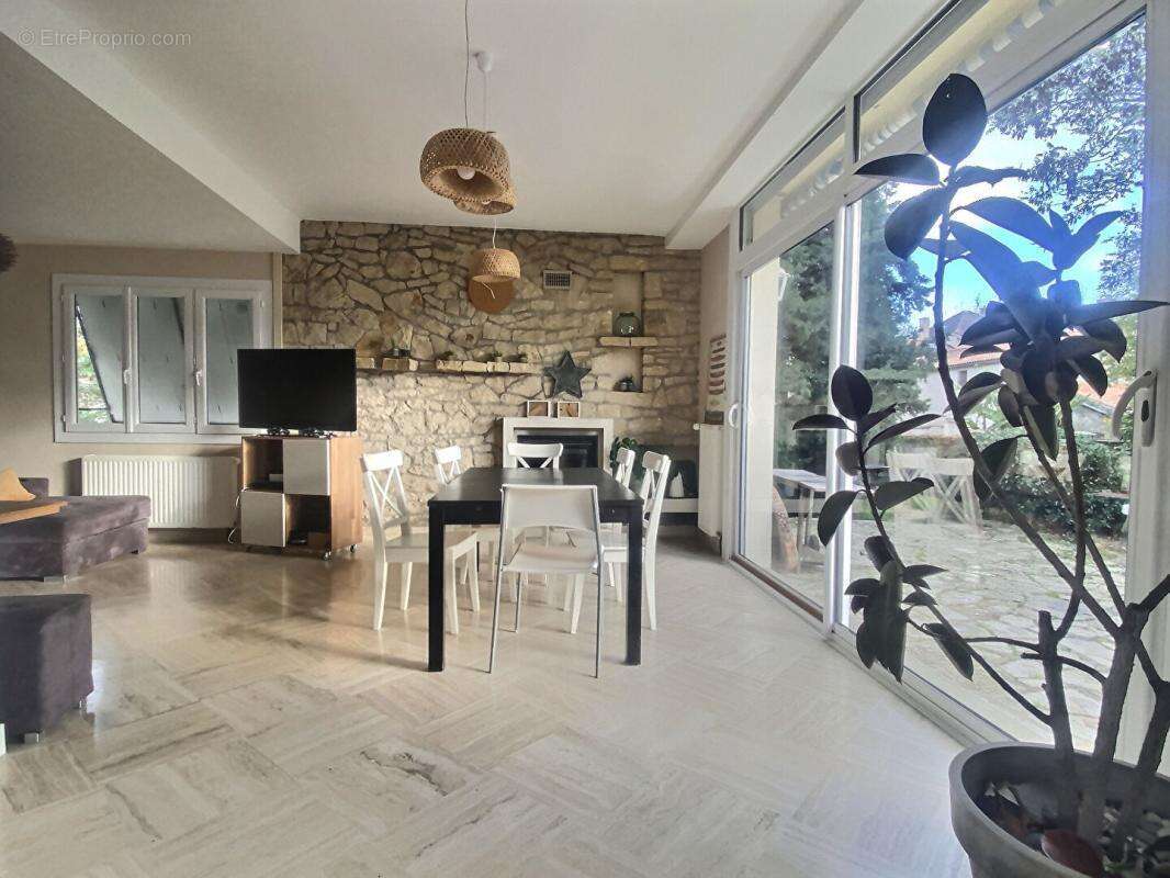 Maison Magne 7 pièce(s) - photo 7