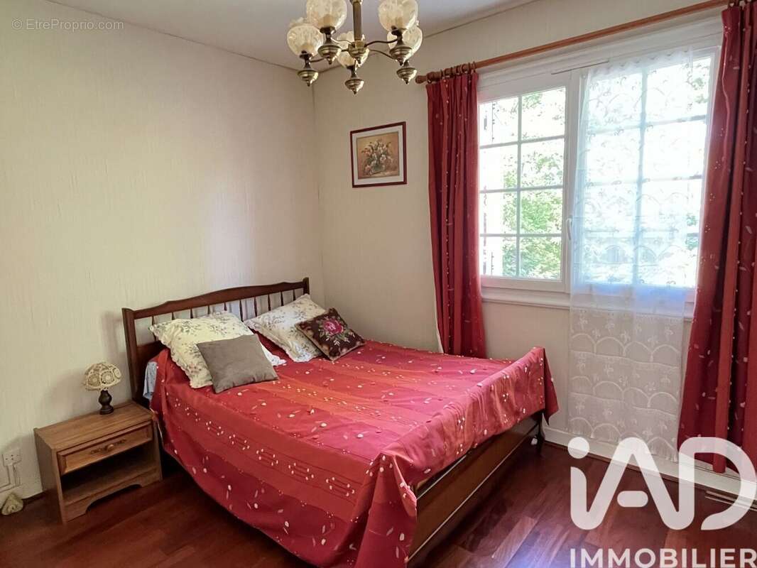 Maison 120 m² à Bethines  - photo 8