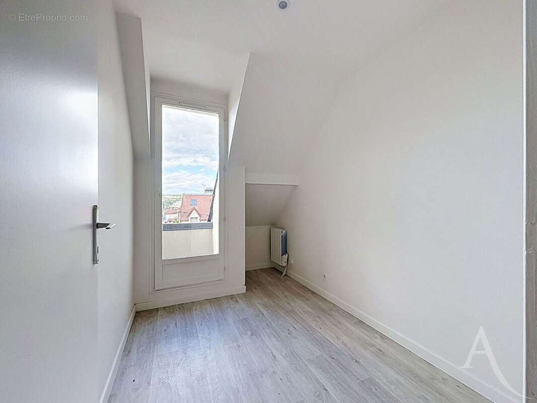 Appartement à MANTES-LA-JOLIE