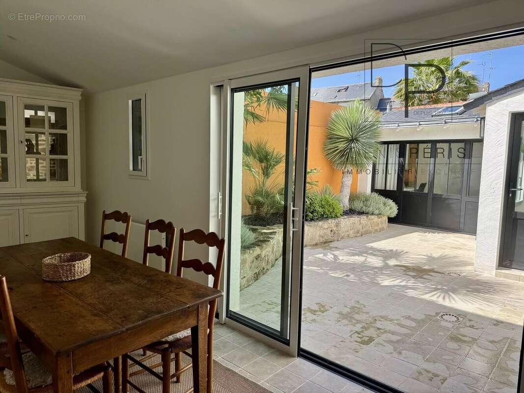 Le Pouliguen centre ville maison T4 - photo 4