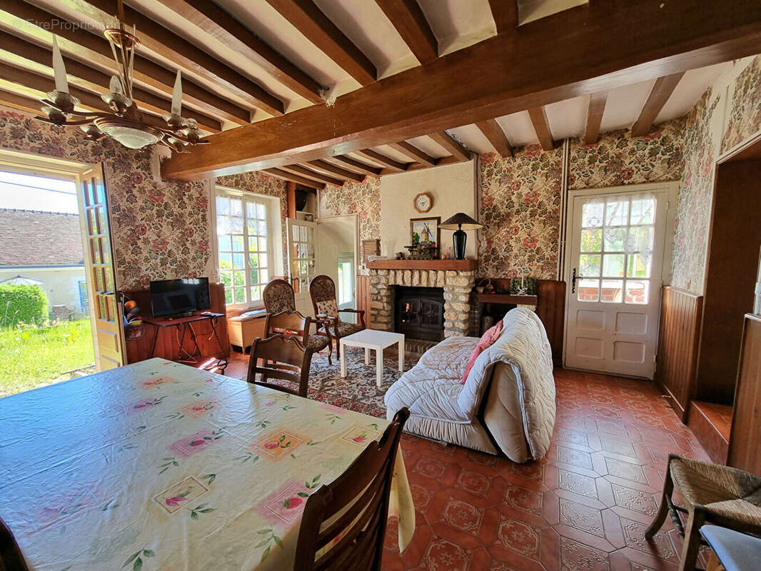 Maison à SAINT-MARTIN-DU-VIEUX-BELLEME