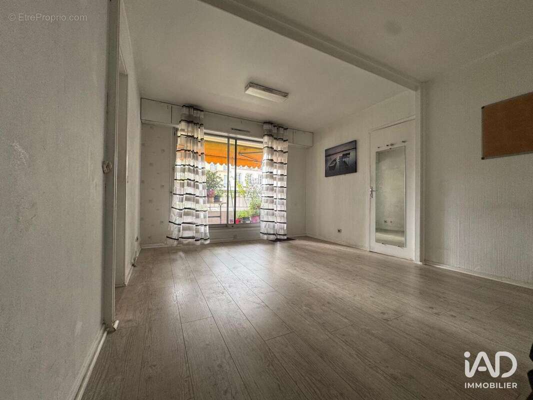 Photo 2 - Appartement à TOULON