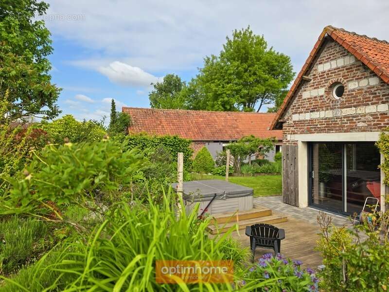 Maison à WANQUETIN
