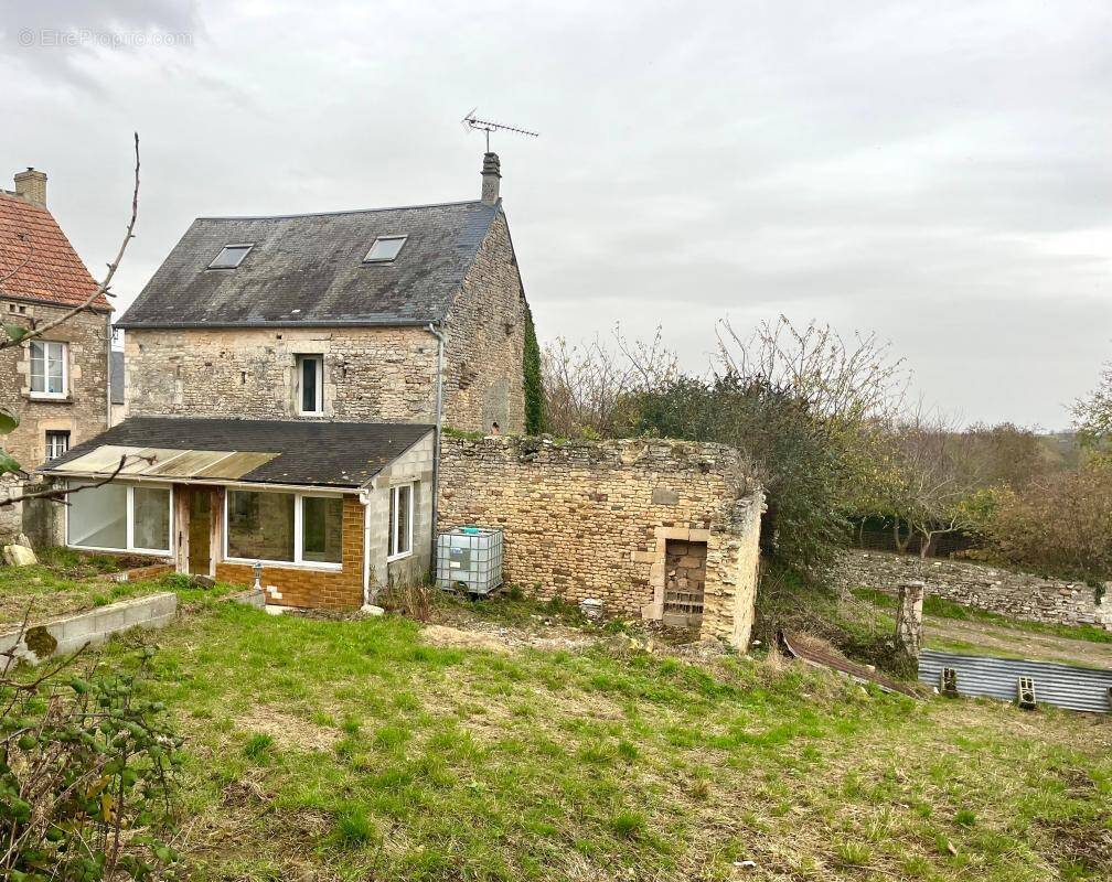 Maison à OUILLY-LE-TESSON