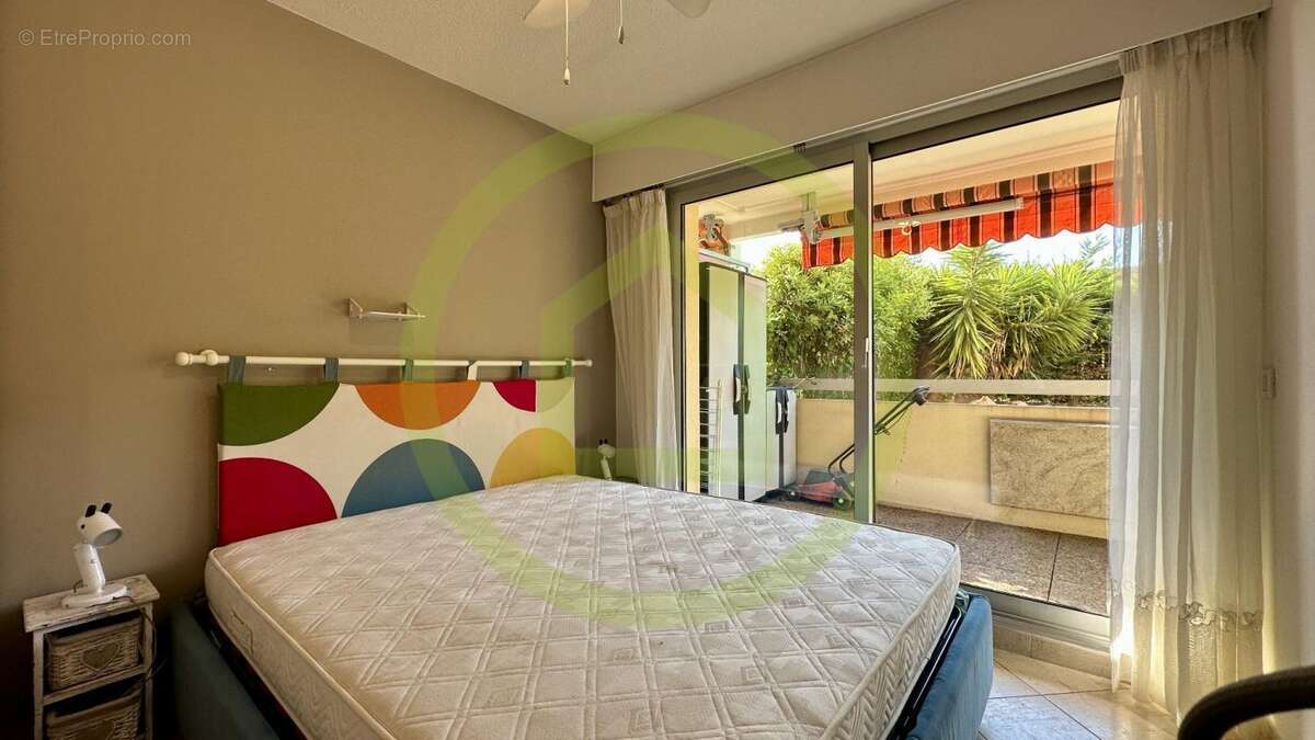 Appartement à ROQUEBRUNE-CAP-MARTIN