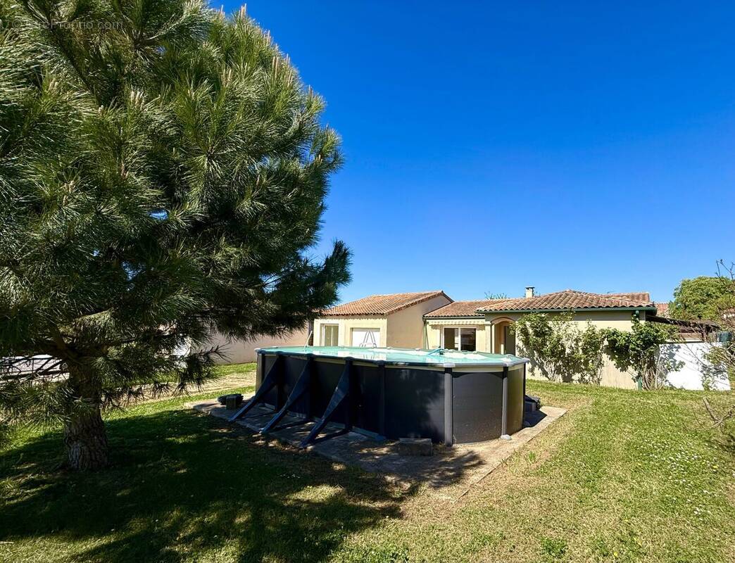 Maison à BUXEROLLES