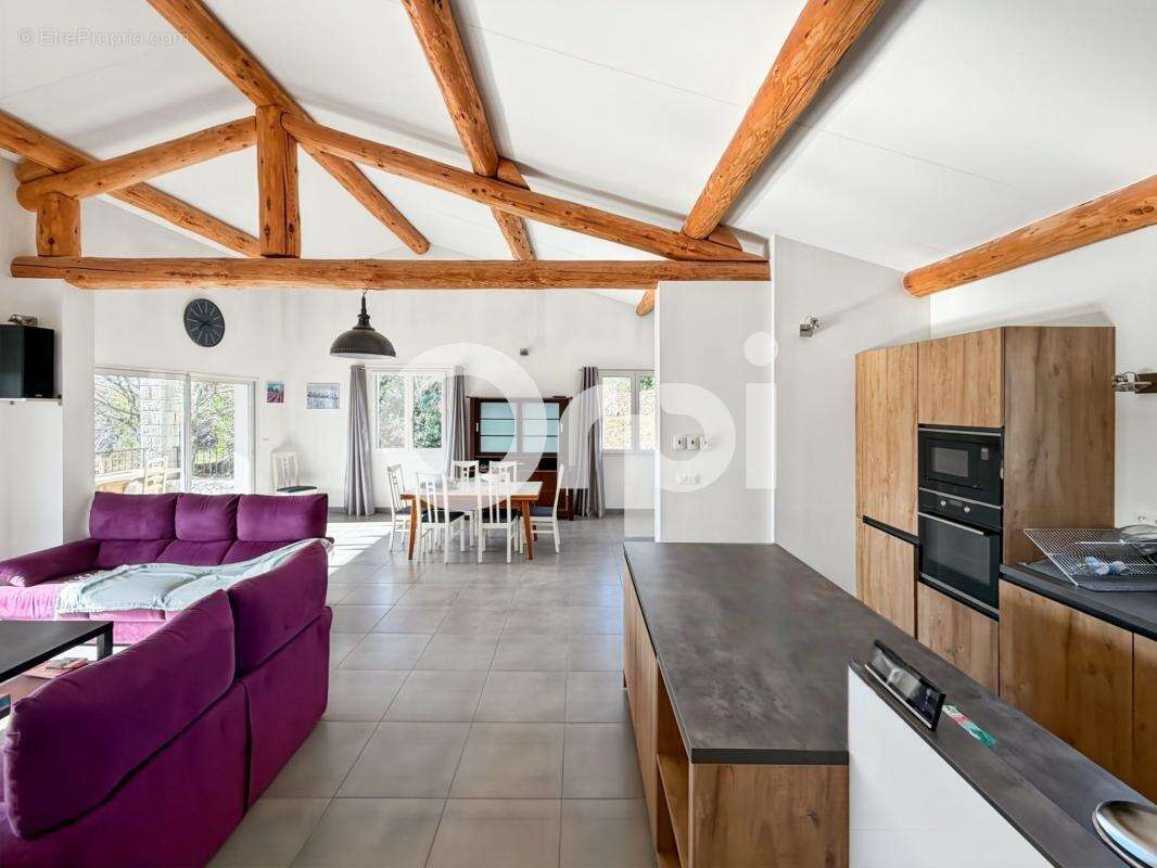 Maison à SAINT-ALBAN-AURIOLLES