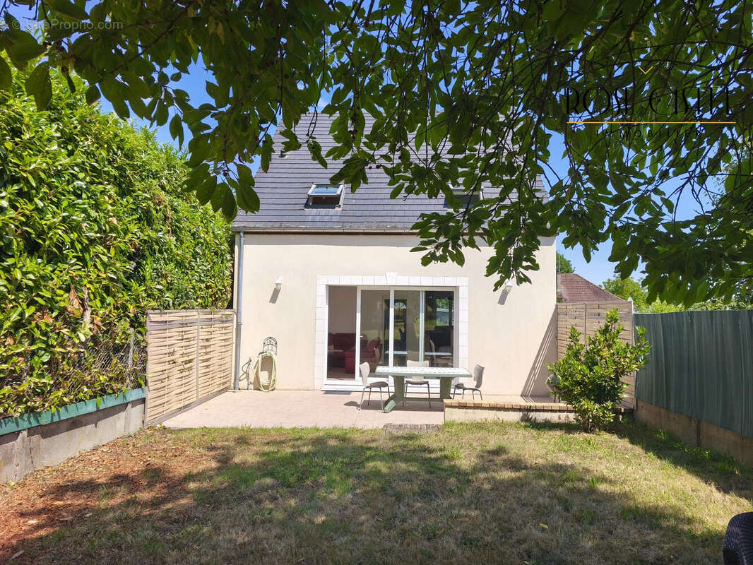 Maison à BARJOUVILLE