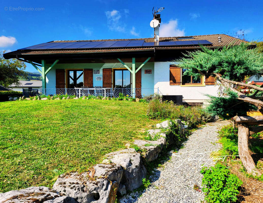 Maison à RUMILLY