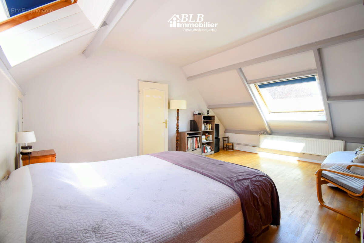 Maison à COIGNIERES