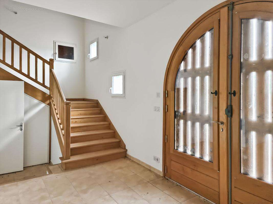 Maison d'architecte 307 M2, TERRAIN 6000 M2 - photo 7