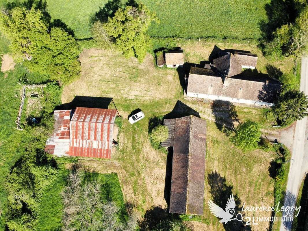 Maison à YVRE-L'EVEQUE