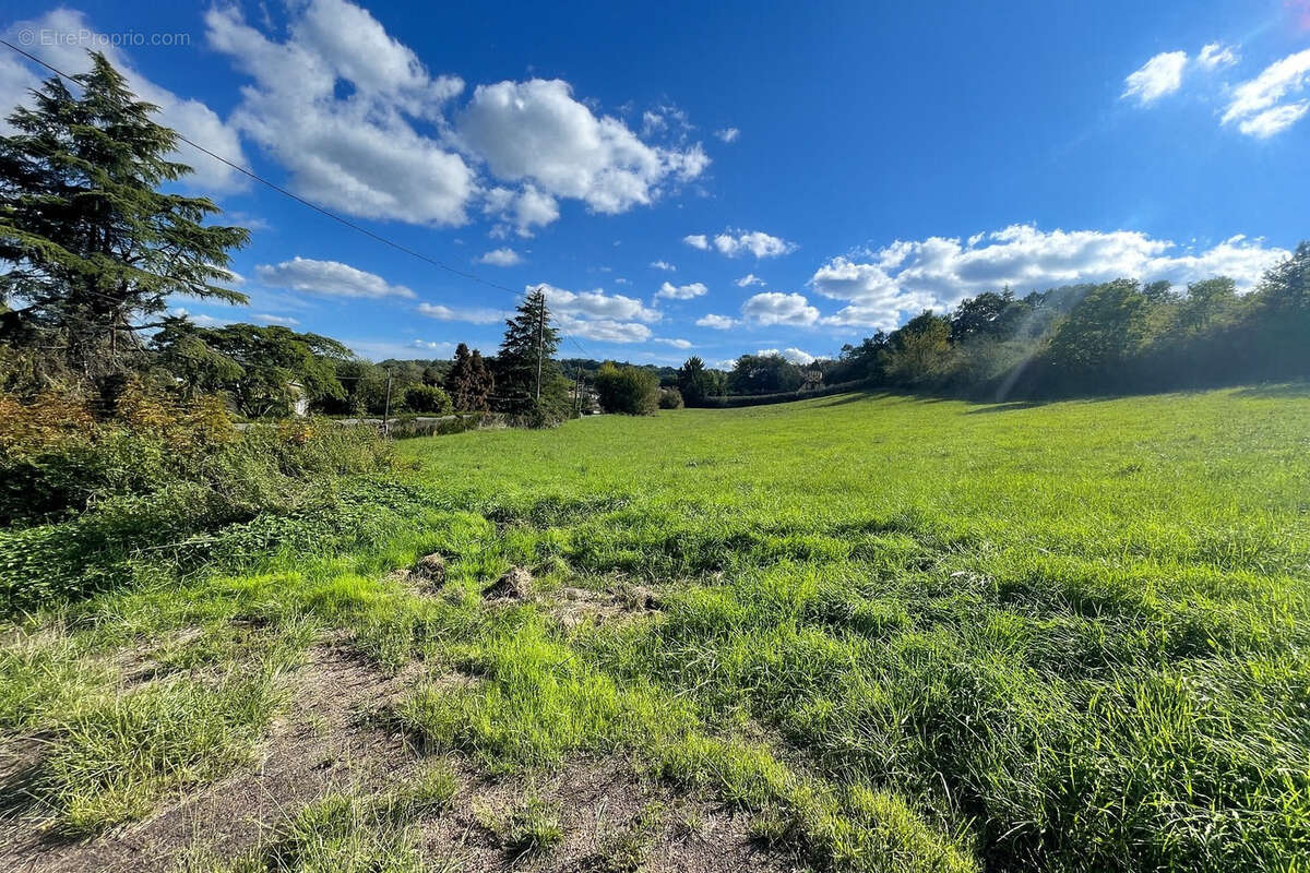 Terrain à BOULAZAC