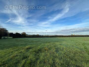 Terrain à MONTVILLE