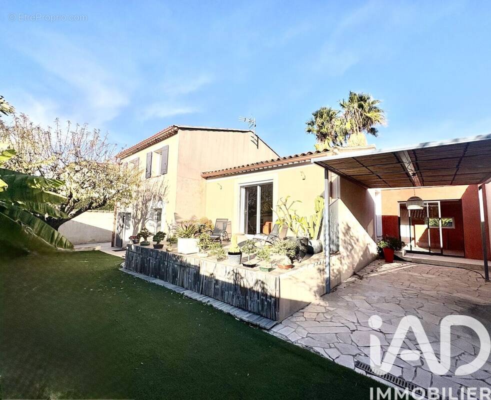 Photo 1 - Maison à SAINT-CYR-SUR-MER