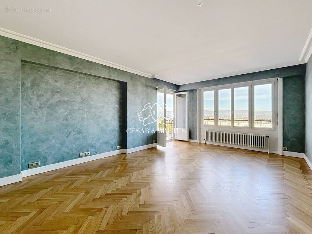 Appartement à LYON-5E