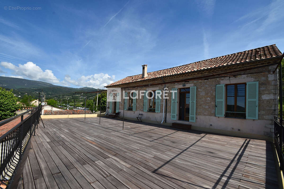 Appartement à FAYENCE