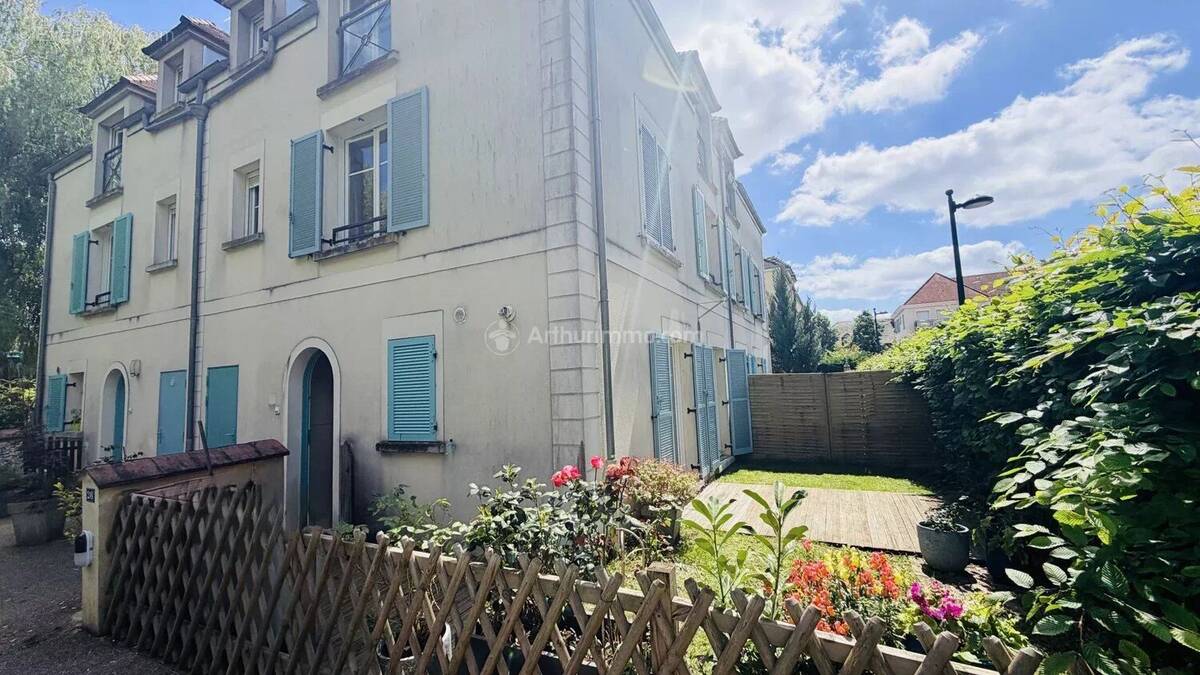 Maison à SERRIS