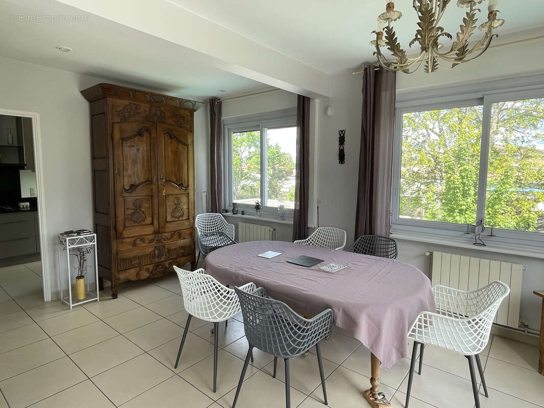 Maison à LE BOUSCAT
