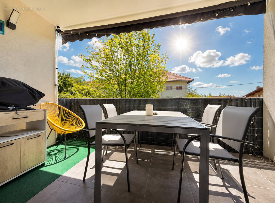 Appartement à SAINT-CERGUES