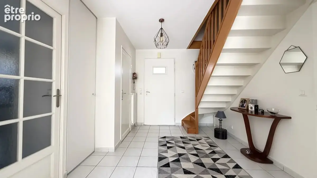 Maison 6 pièces de 112m² - photo 3