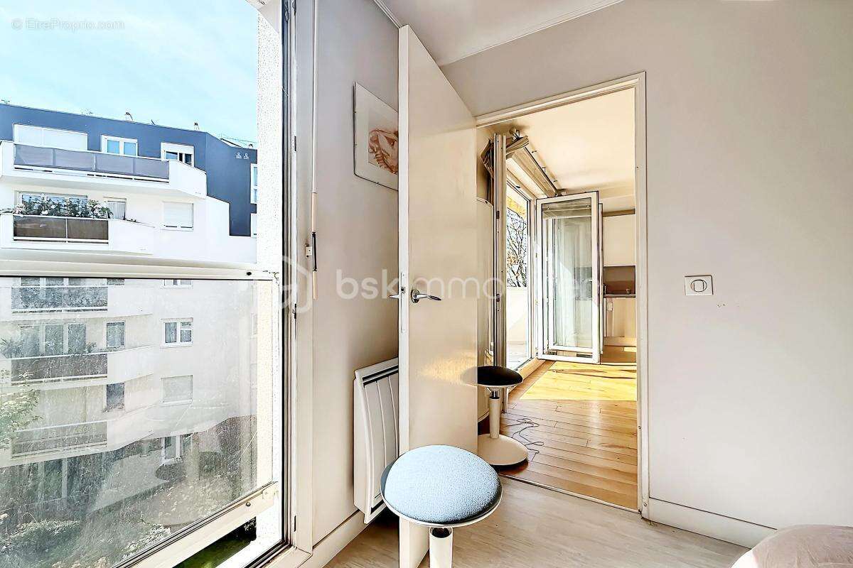Appartement à PARIS-19E