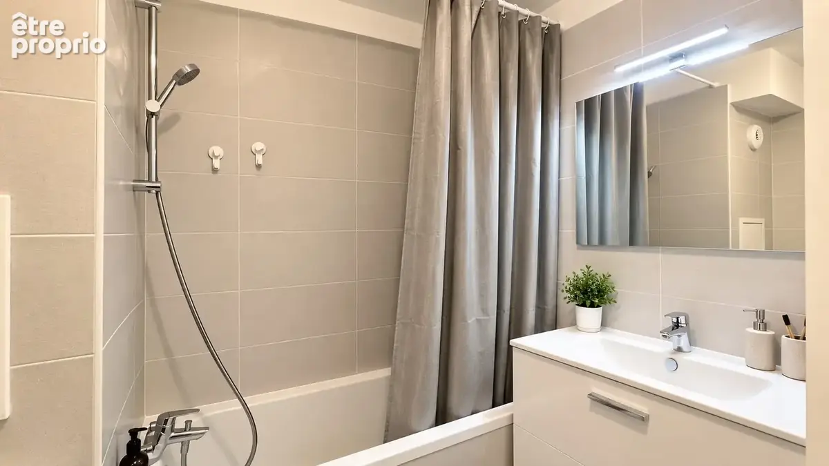 Appartement 4 pièces 80 m² à vendre à Acheres (78260) - photo 9