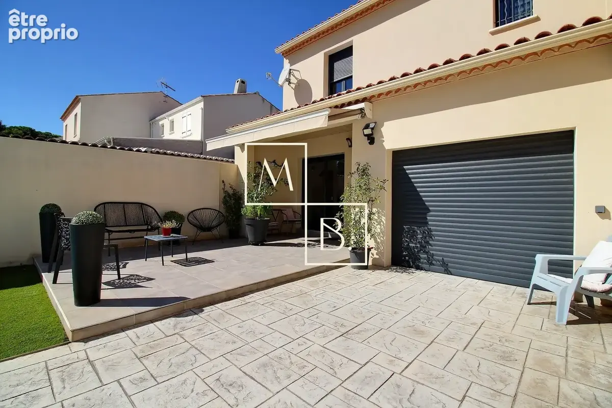 POUSSAN, Magnifique maison T4 de 106m2 avec piscine, jardins et garage ! - photo 19