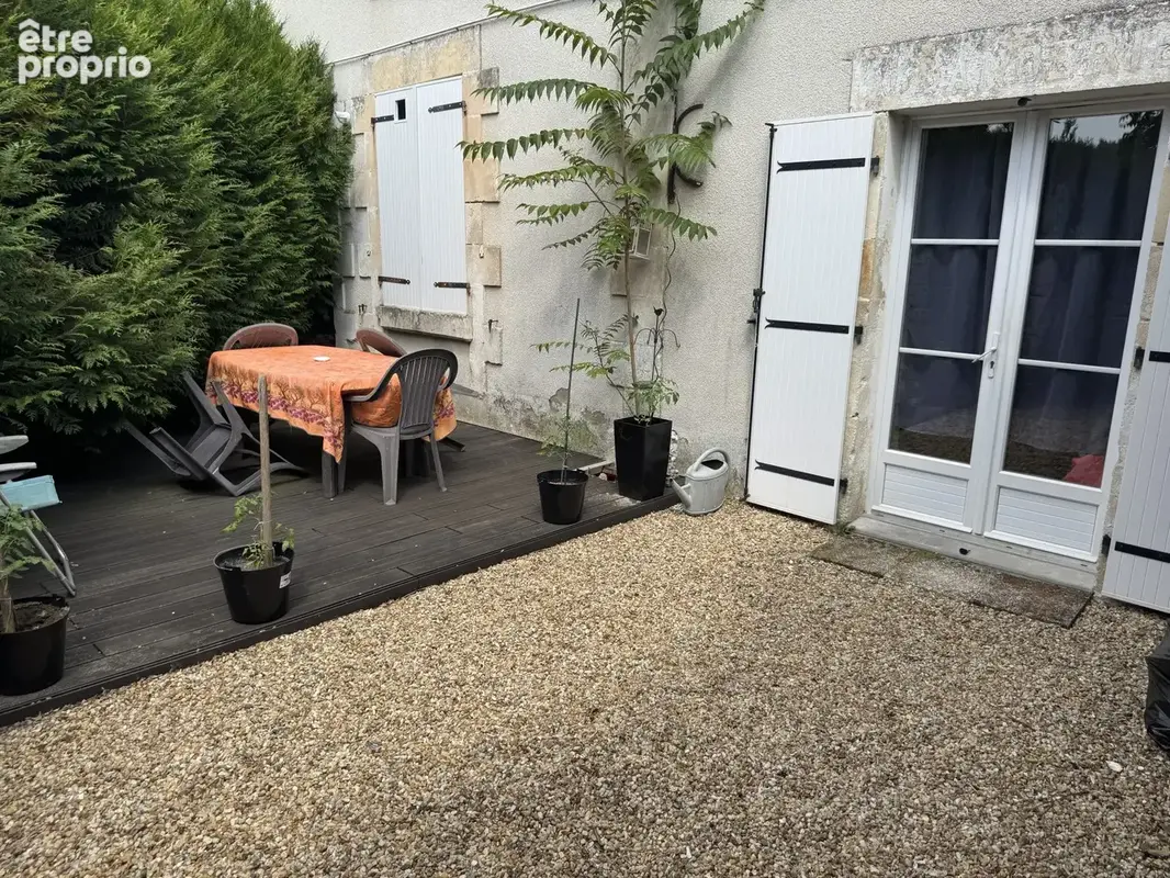 Appartement 309 m² à vendre à Mauze-Sur-Le-Mignon (79210) - photo 5