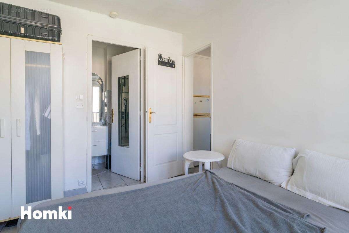 Appartement à MARSEILLE-7E