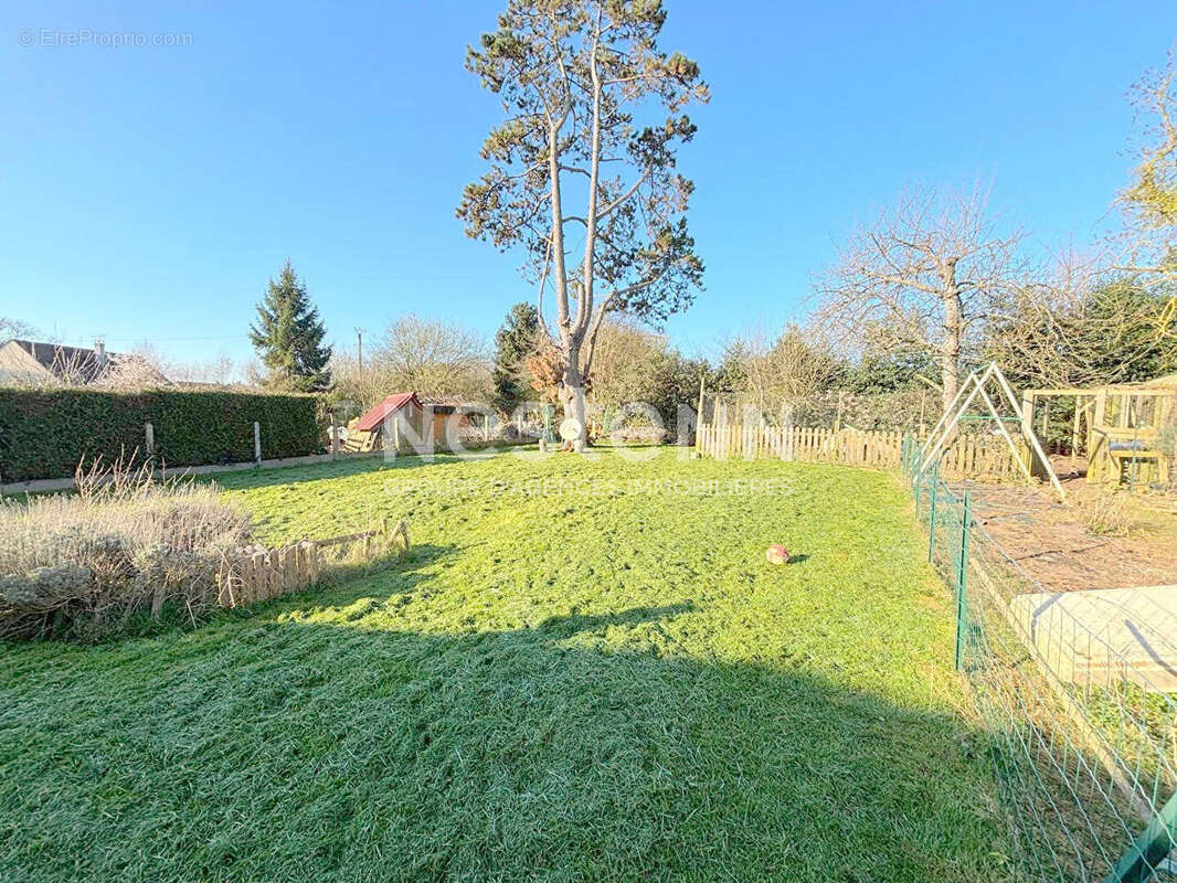 A VENDRE - proche de CHAUMONT EN VEXIN - 4 chambres - 114m² habitables - 1087m² de terrain - photo 7