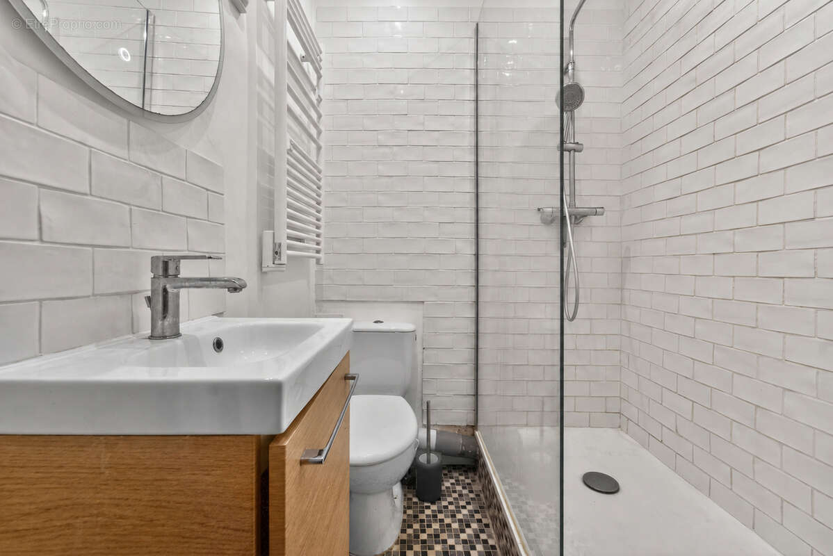 Appartement à PARIS-18E