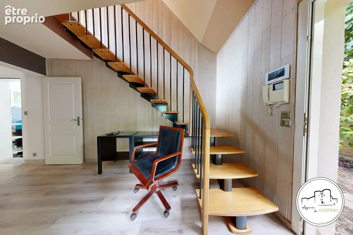 Maison 186m2 avec piscine et garage - Les Garennes sur Loire - photo 10