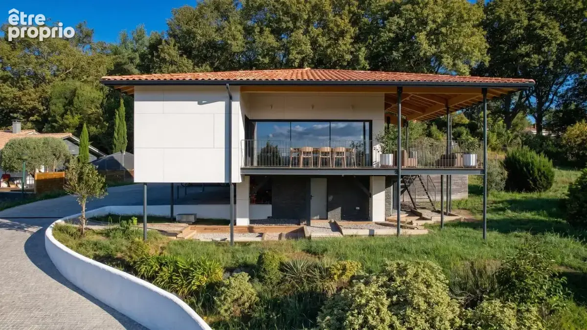 Villa d'architecte à Anglet, un balcon sur les montagnes basques ! - photo 2