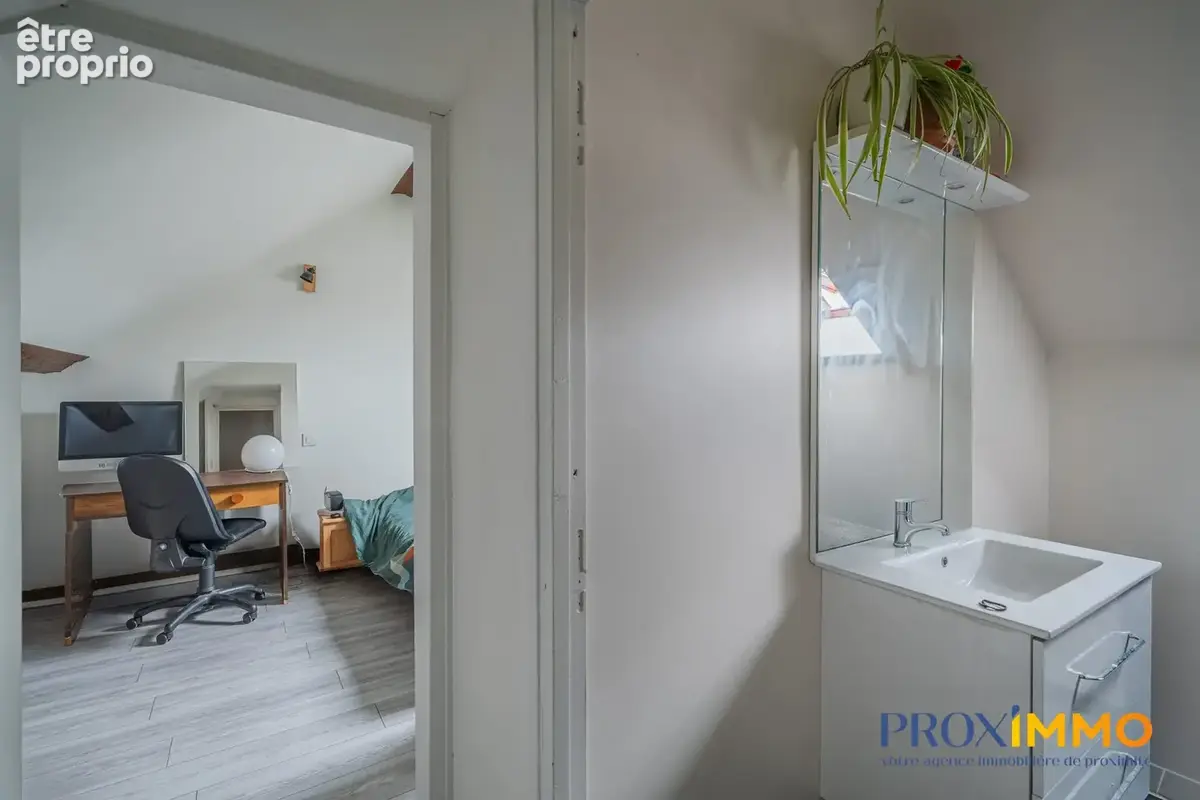 Appartement 4 pièces 87 m² à vendre à Voiron (38500) - photo 9