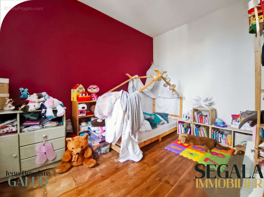 Maison à SAINTE-GEMME