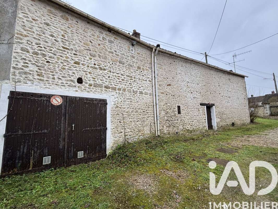 Photo 2 - Maison à CHATEAU-LANDON