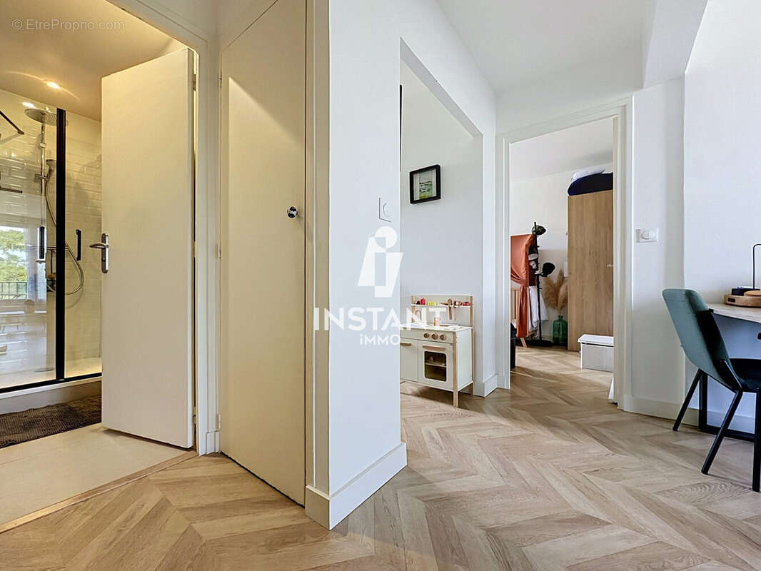 Appartement à SAINT-MAUR-DES-FOSSES