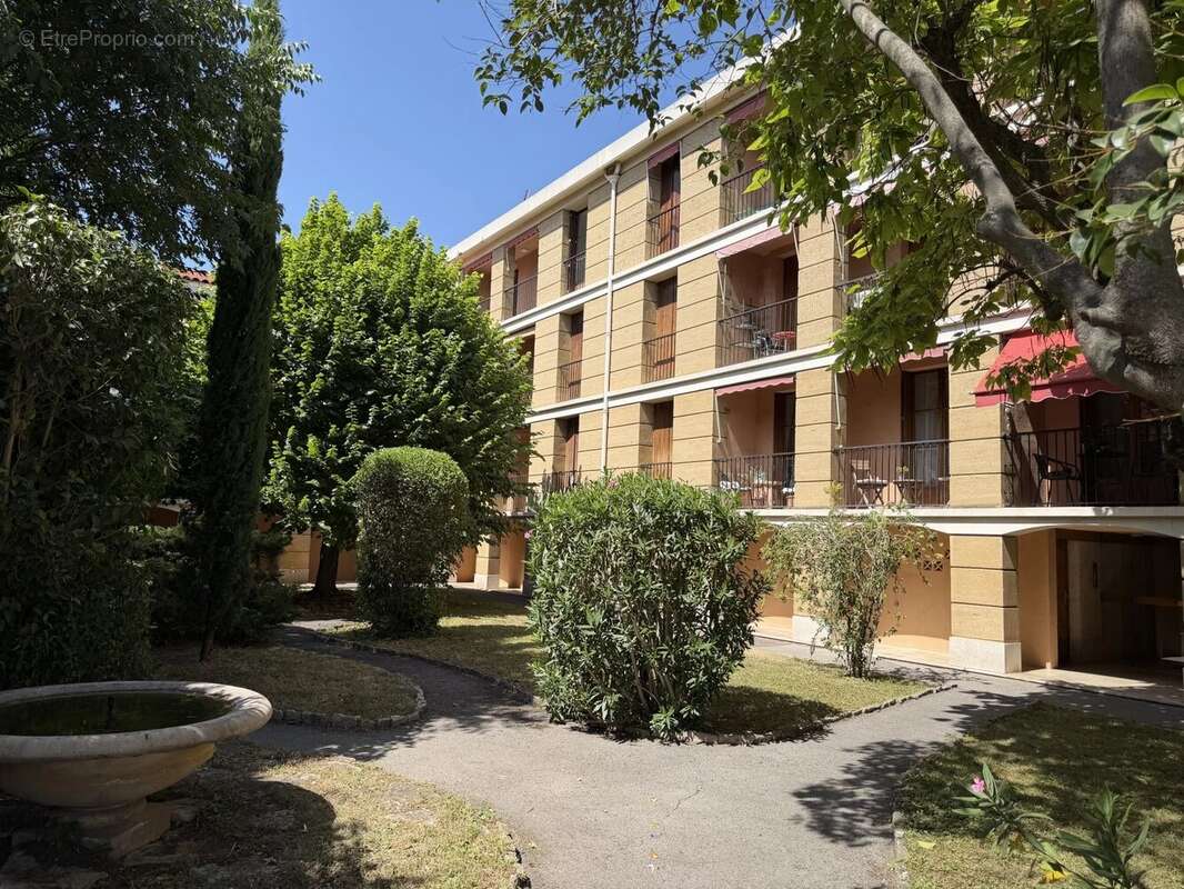 Appartement à AIX-EN-PROVENCE