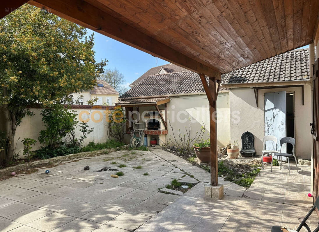 Maison à VILLENEUVE-SAINT-GEORGES