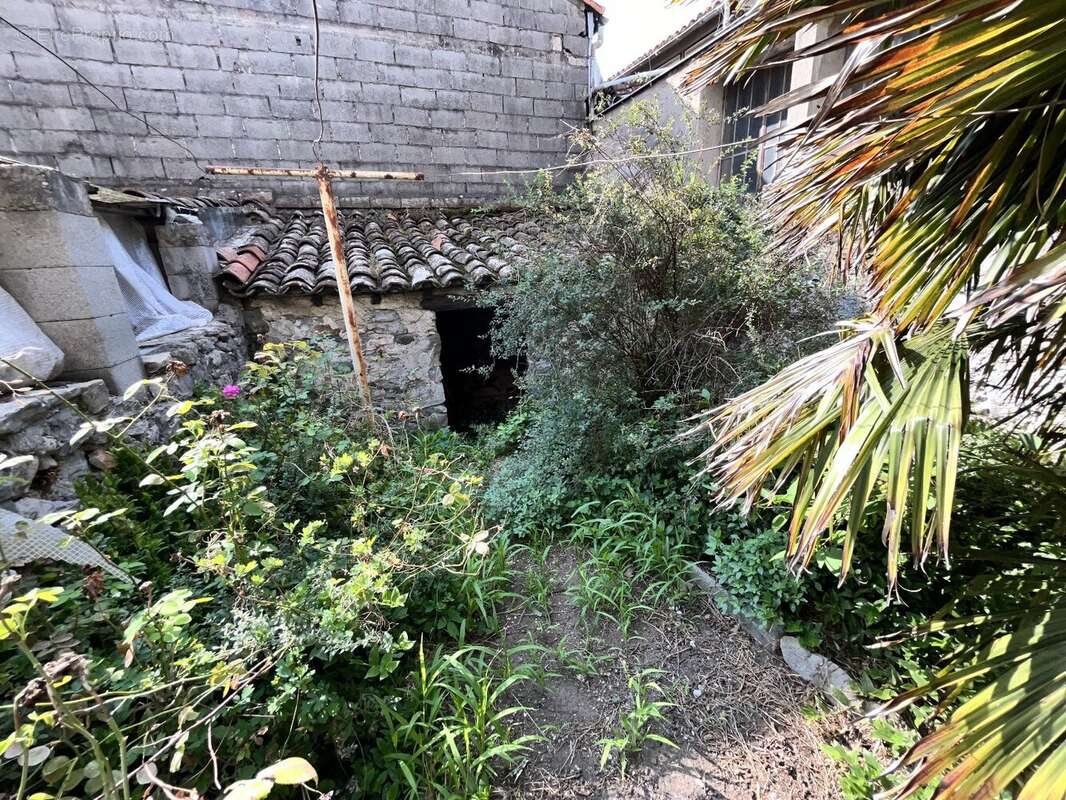 Maison à SAINT-HIPPOLYTE-DU-FORT