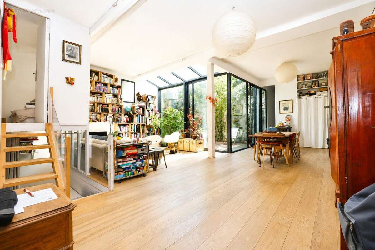 Appartement 101 m² à Montreuil  - photo 2